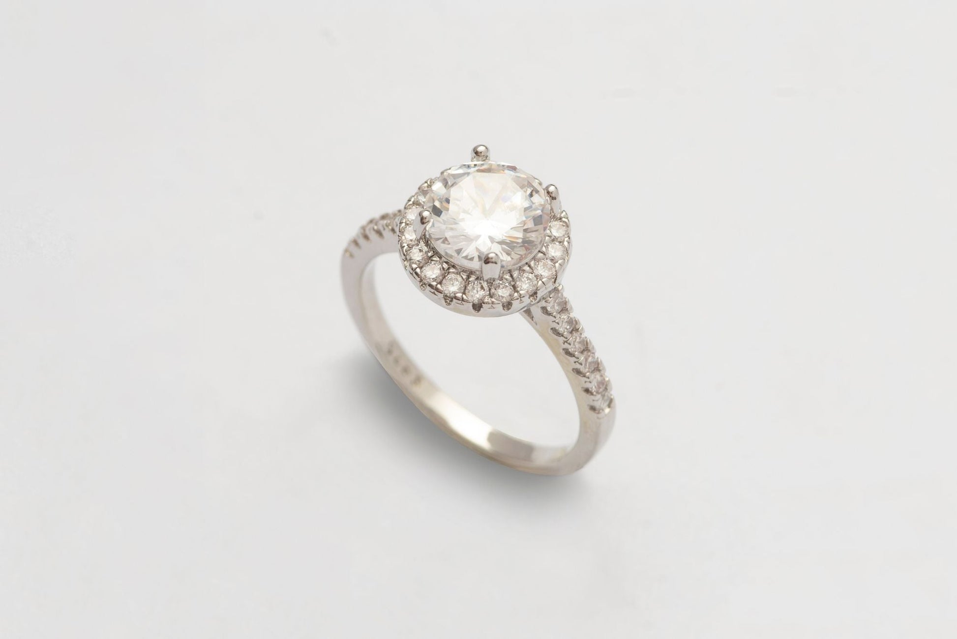 Picture of RING AAA CUBIC ZIRCONIA ZZ-R-64 - Chenone Official - Online Shopping