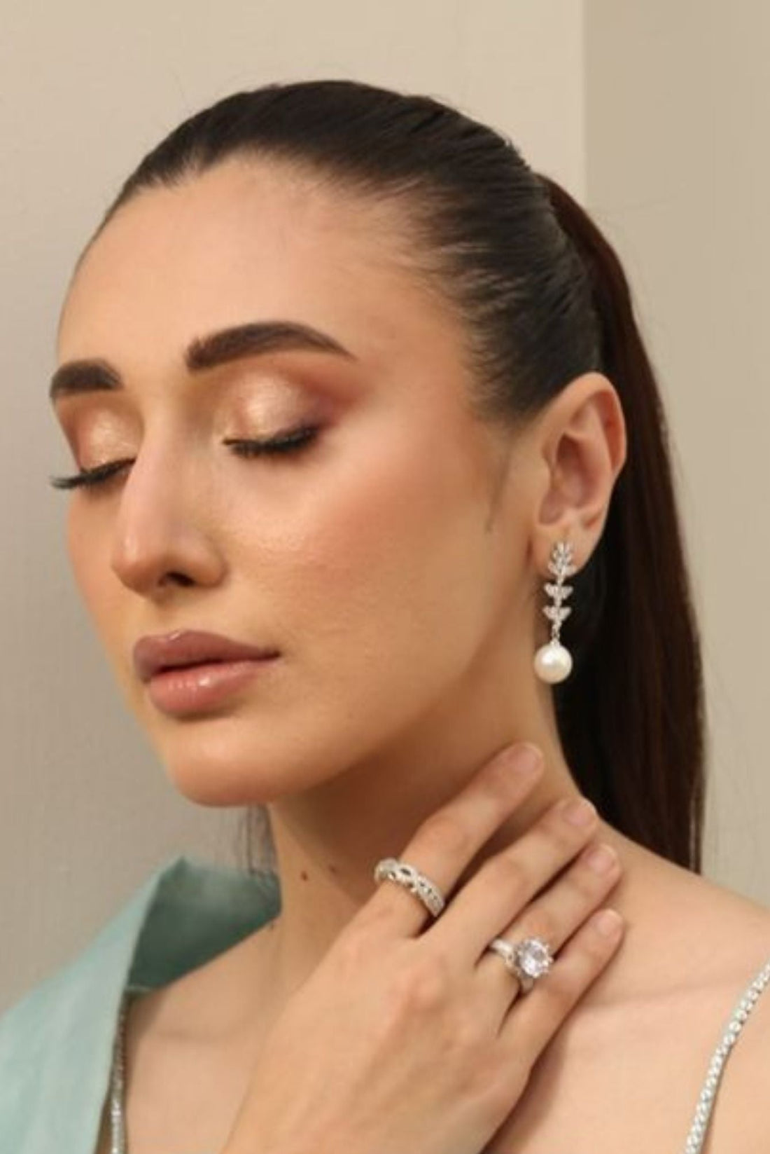 Picture of ZZ-ER-52 EARINGS - Chenone Official - Online Shopping