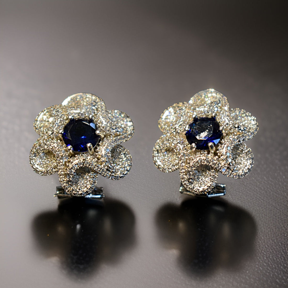Picture of ZZ-ER-74 EARINGS BLUE - Chenone Official - Online Shopping