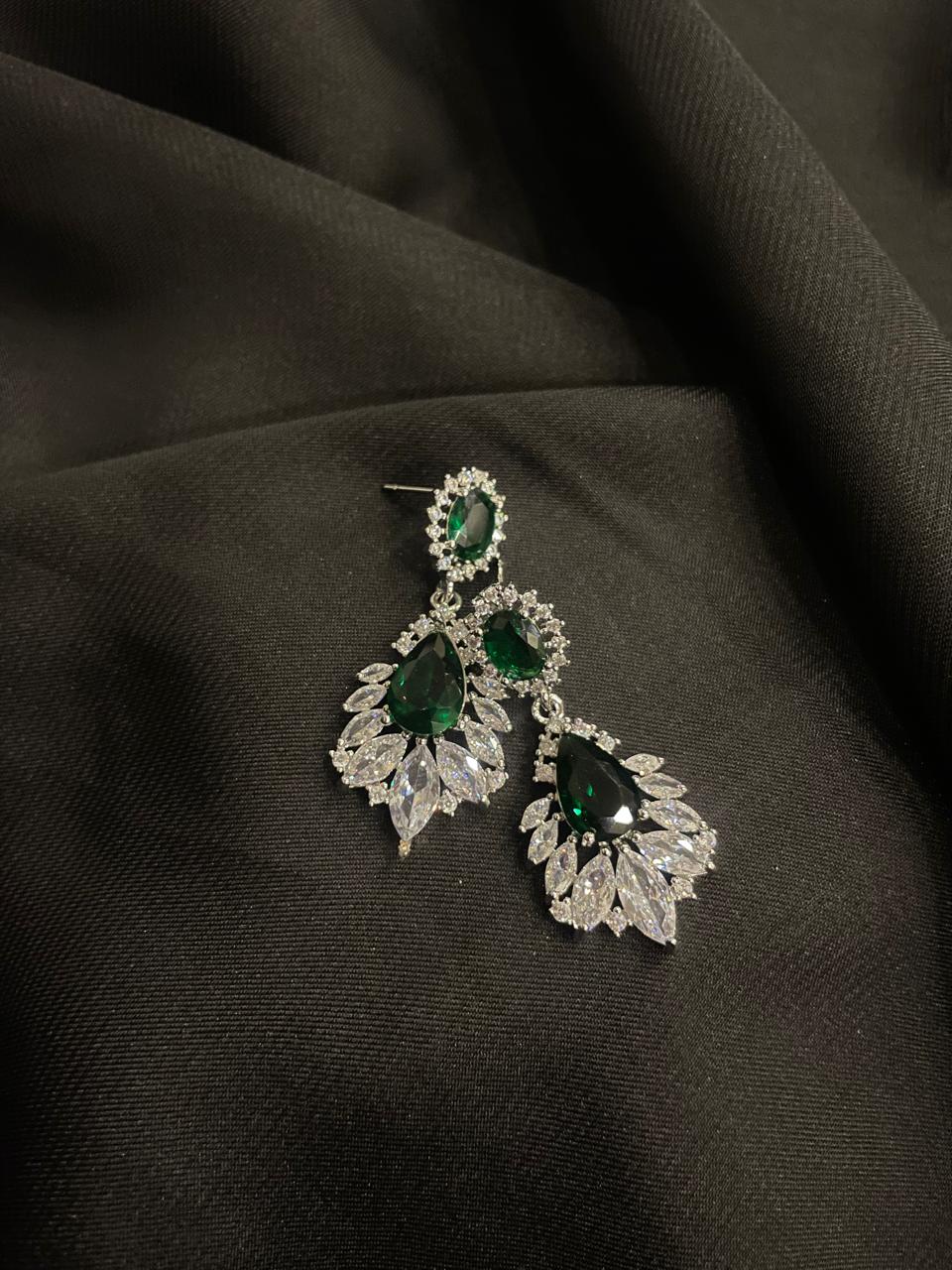 Picture of ZZ-ER-106 EARINGS - Chenone Official - Online Shopping