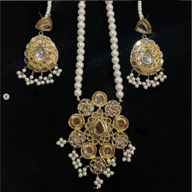 NECKLACE SET ZZ-LER-71 GOLDEN POLKI SET